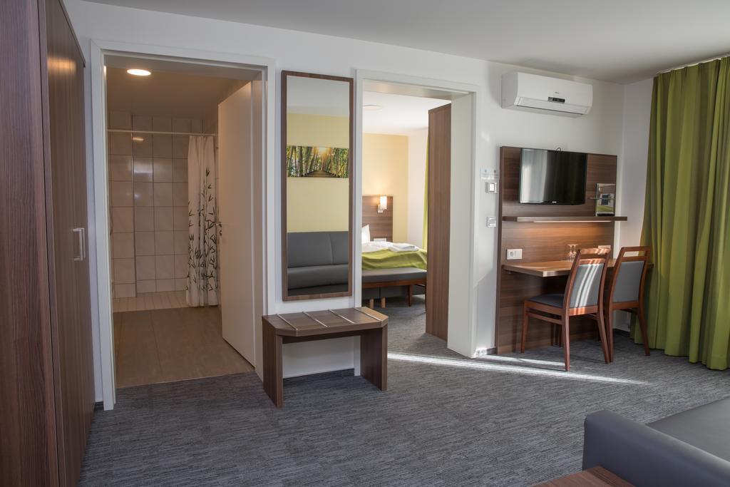 Hotel Trip Goethe Business Messe 3*