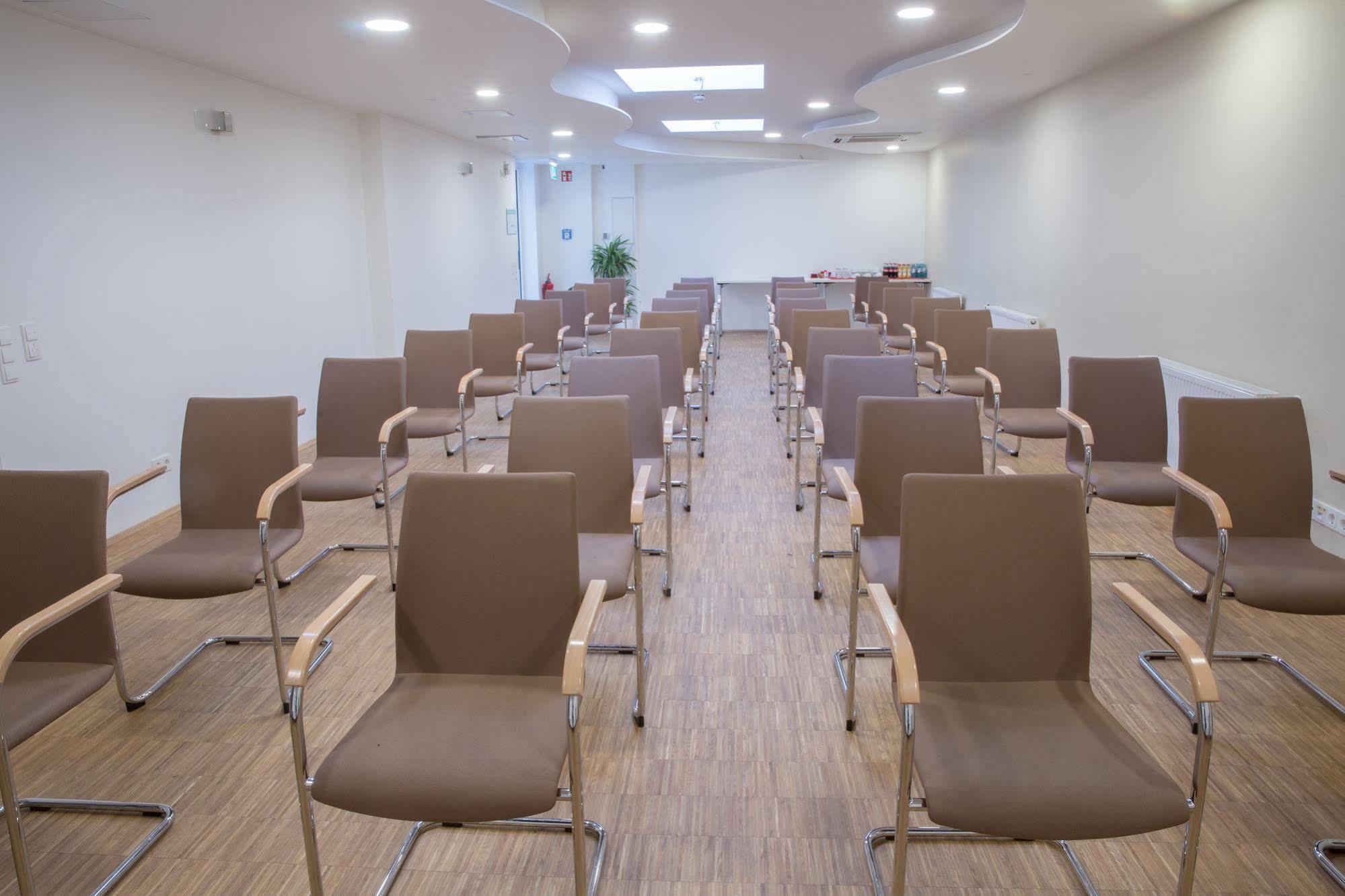 Hotel Trip Goethe Business Messe 3*
